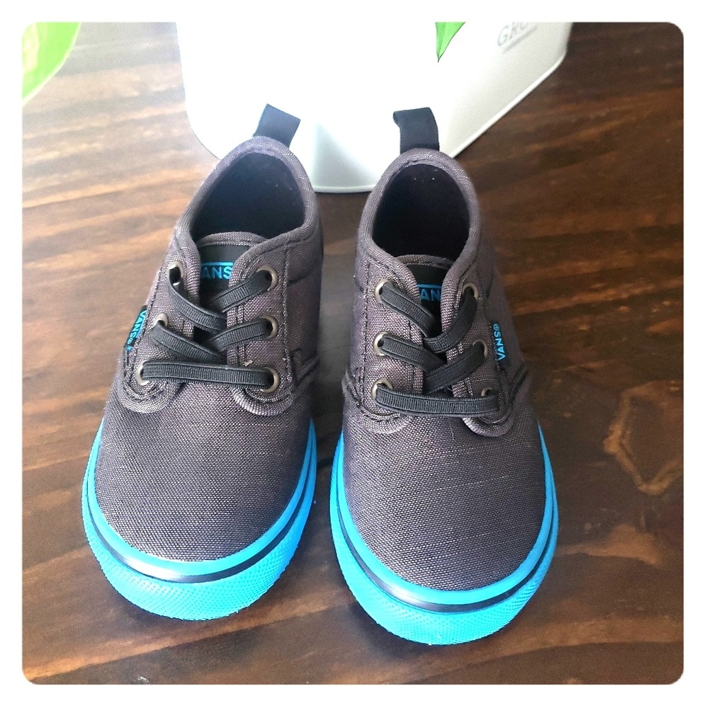 TODDLER VANS